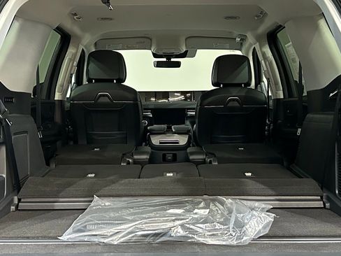 New 2026 Lincoln Navigator Premiere AWD/4WD image 42