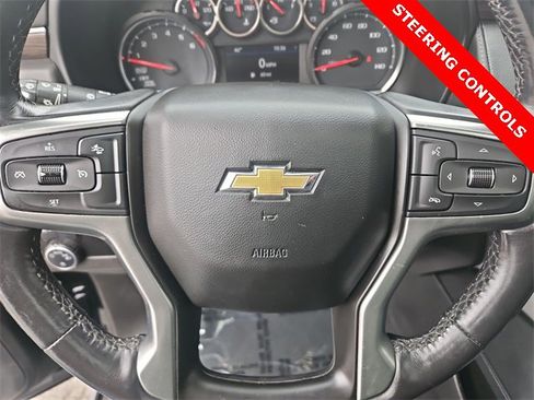 Used 2021 Chevrolet Suburban LT image 11