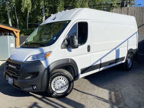 Used 2026 RAM ProMaster 2500 w/ Convenience Group FWD image 1
