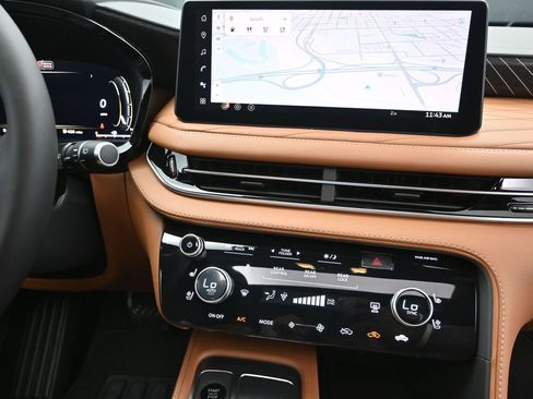 New 2026 INFINITI QX60 Autograph w/ Dark Cargo Package image 30