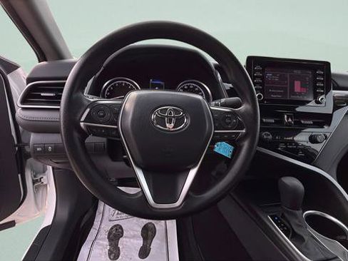 Used 2024 Toyota Camry LE image 14