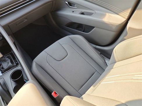 New 2025 Hyundai Elantra Sport image 13