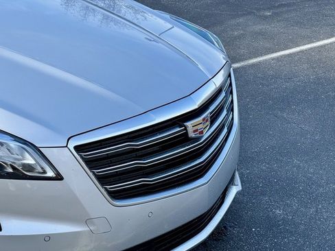 Used 2019 Cadillac XTS Luxury image 14