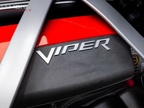 Used 2014 SRT Viper GTS RWD image 90