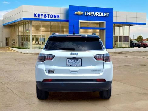 Used 2025 Jeep Compass Limited AWD/4WD image 6
