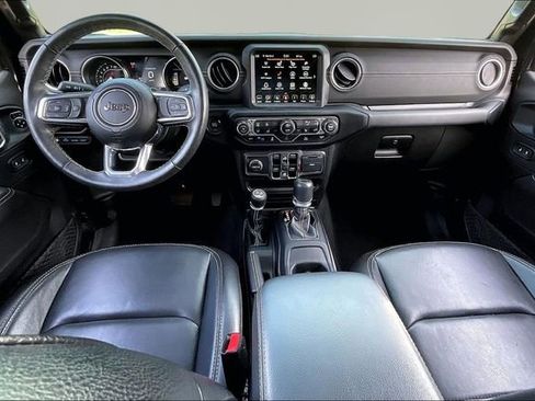 Used 2023 Jeep Wrangler Unlimited Sahara w/ Cold Weather Group AWD/4WD image 7