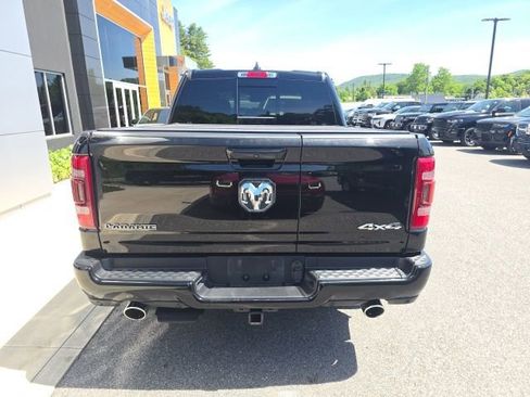 Used 2022 RAM 1500 Laramie AWD/4WD image 5