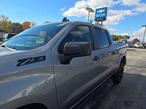 Used 2023 Chevrolet Silverado 1500 Custom Trail Boss w/ LPO, Dark Essentials Package image 27