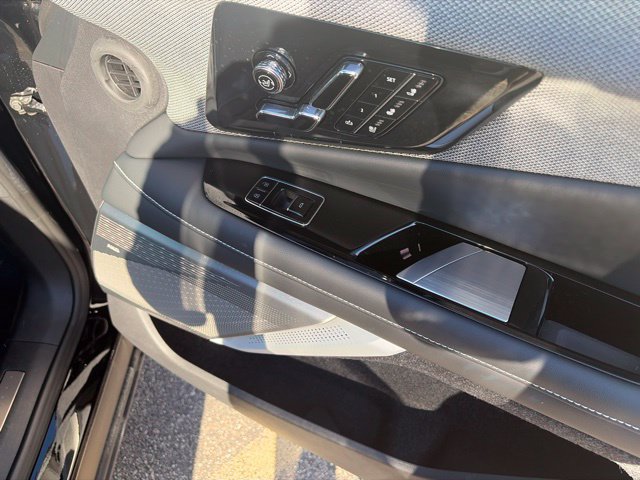 Used 2026 Cadillac Optiq Sport 2 w/ LPO, Floor Liner Package AWD/4WD image 15