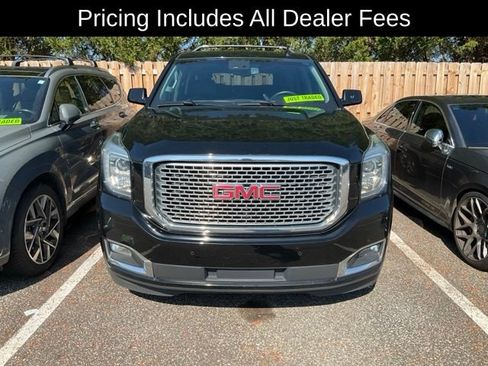 Used 2017 GMC Yukon Denali w/ Open Road Package AWD/4WD image 2