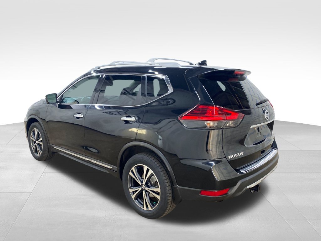 Used 2017 Nissan Rogue SL w/ SL Premium Package AWD/4WD image 2