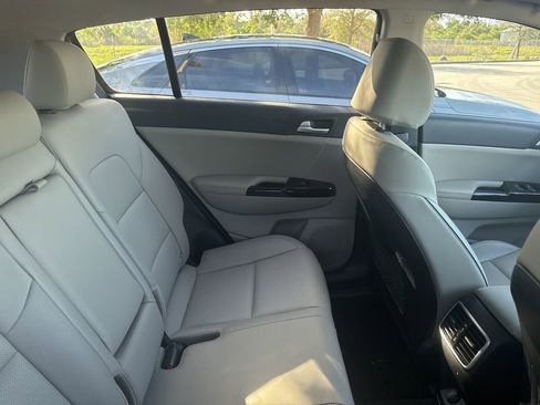 Certified 2020 Kia Sportage EX w/ EX Technology Package image 12