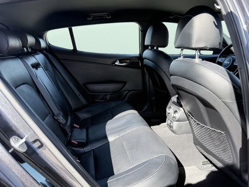 Used 2022 Kia Stinger GT-Line image 38