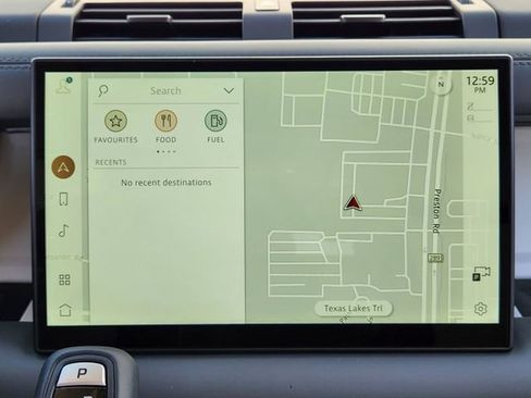 Used 2024 Land Rover Defender 110 SE image 16