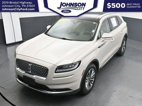 Used 2022 Lincoln Nautilus Reserve AWD/4WD image 25