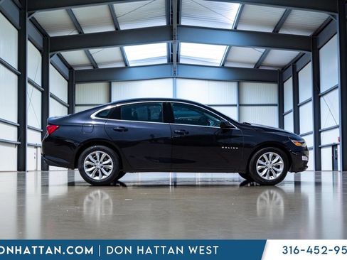 Used 2023 Chevrolet Malibu LT FWD image 29