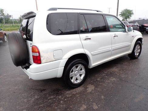 Used 2002 Suzuki XL7 4WD image 6