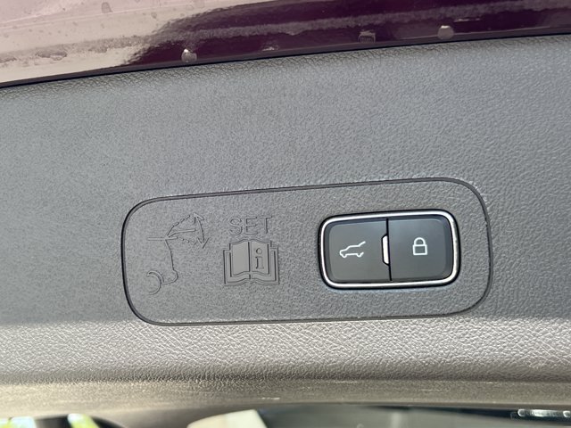 Used 2023 Lincoln Aviator Black Label w/ Dynamic Handling Package AWD/4WD image 22