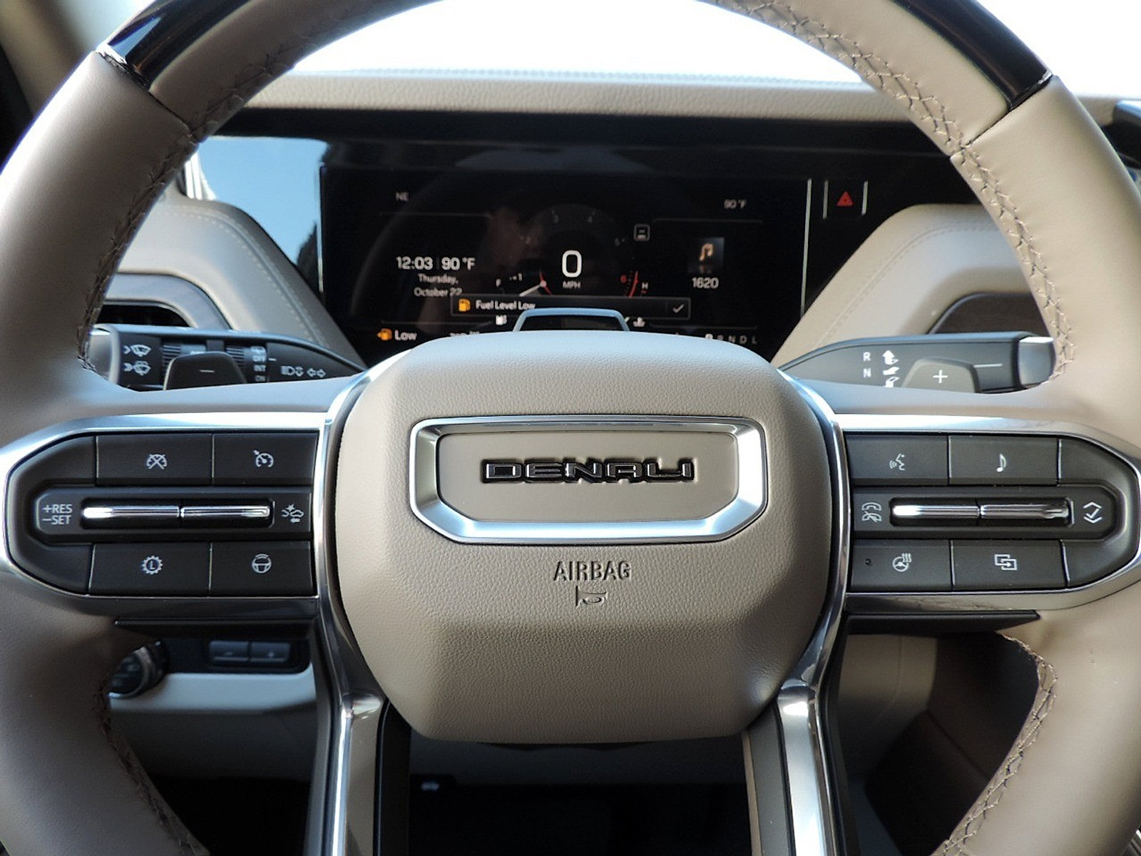 New 2027 GMC Yukon Denali w/ Denali Reserve Package AWD/4WD image 31