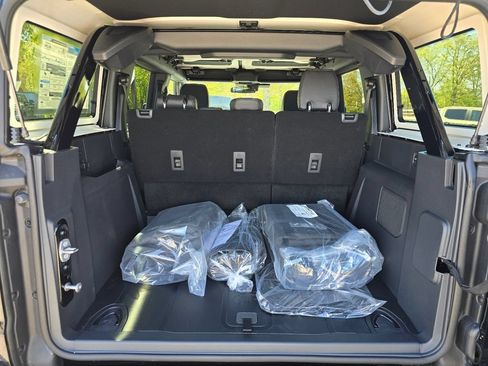 New 2026 Ford Bronco Badlands AWD/4WD image 25