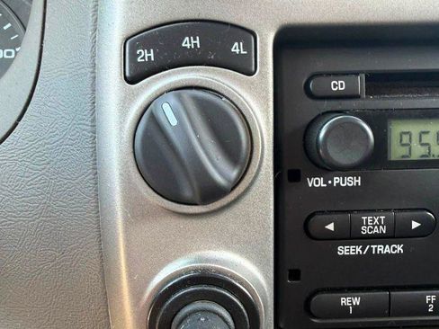 Used 2011 Ford Ranger XLT w/ Bright Trim Group AWD/4WD image 28