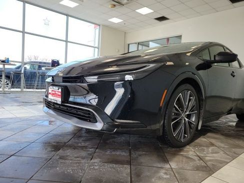 Used 2023 Toyota Prius XLE image 26
