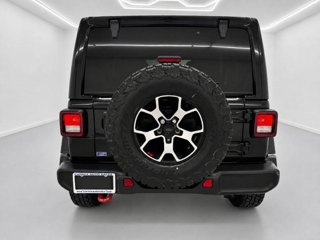 Used 2021 Jeep Wrangler Unlimited Rubicon w/ Cold Weather Group AWD/4WD image 4