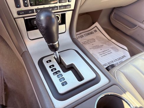 Used 2004 Lincoln LS image 34