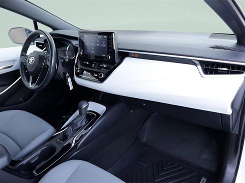 Certified 2022 Toyota Corolla SE w/ Carpet Mat Package (TMS) image 28