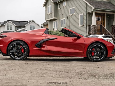 Used 2025 Chevrolet Corvette Stingray Premium Conv w/ 3LT RWD image 9