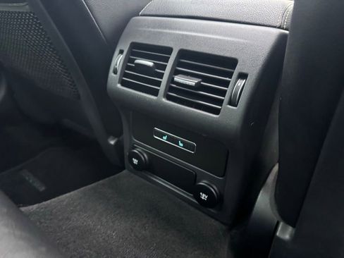 Used 2020 Jaguar XF Checkered Flag image 29