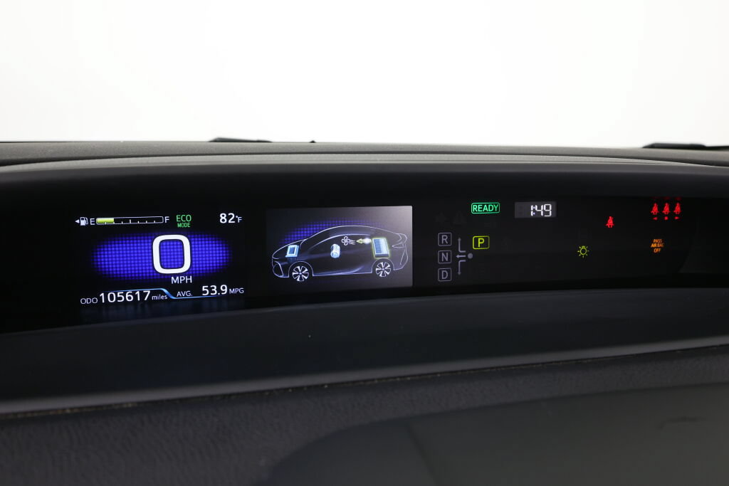 Used 2021 Toyota Prius Prime XLE w/ Carpet Mat Package (TMS) FWD image 29
