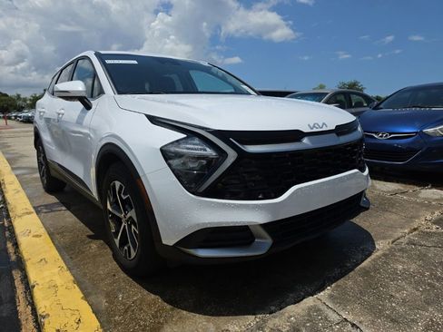 Certified 2023 Kia Sportage EX FWD image 1