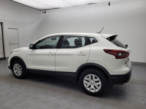 Used 2020 Nissan Rogue Sport S image 3