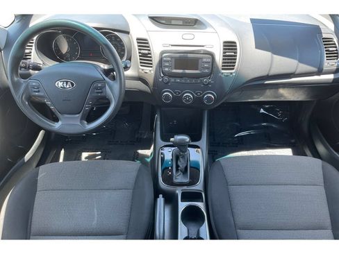 Used 2017 Kia Forte LX FWD image 16