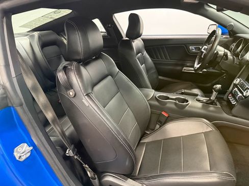Used 2019 Ford Mustang GT Premium w/ Black Accent Package RWD image 60