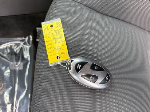 Used 2025 Hyundai Kona SEL FWD image 30