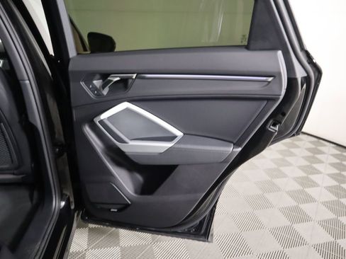 Used 2023 Audi Q3 2.0T Premium Plus image 28