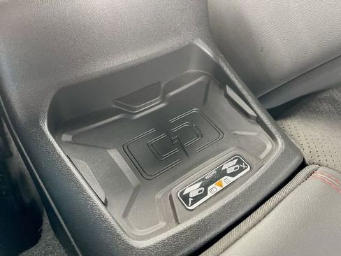 Used 2018 Chevrolet Camaro ZL1 image 21