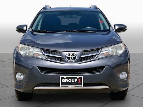 Used 2015 Toyota RAV4 XLE FWD image 4