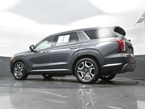 Certified 2023 Hyundai Palisade SEL w/ Winter Package AWD/4WD image 30