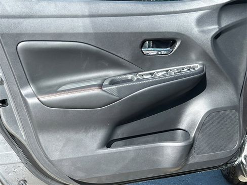 New 2025 Nissan Versa SR w/ Trunk Package image 11