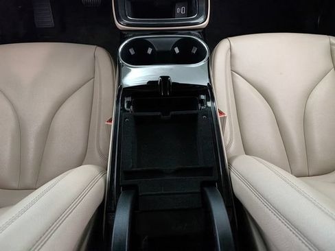 Certified 2023 Lincoln Nautilus AWD w/ Premium Package image 29