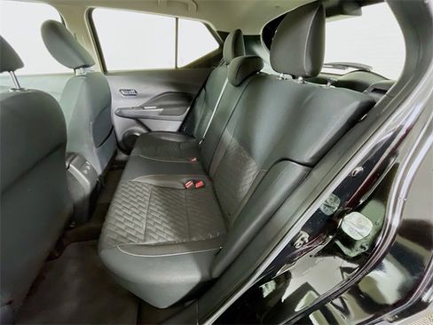 Used 2022 Nissan Kicks SV image 23