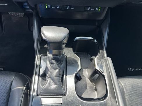 Used 2024 Lexus ES 250 w/ Premium Package AWD/4WD image 30