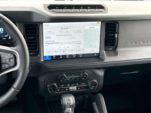 New 2025 Ford Bronco Badlands image 16