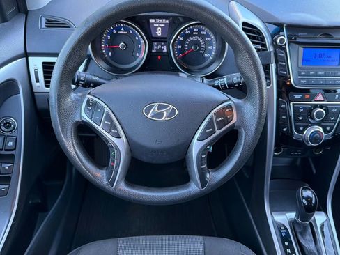 Used 2013 Hyundai Elantra GT image 14