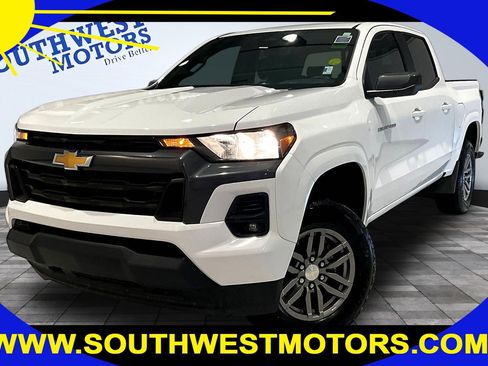 Used 2024 Chevrolet Colorado LT w/ LT Convenience Package AWD/4WD image 1