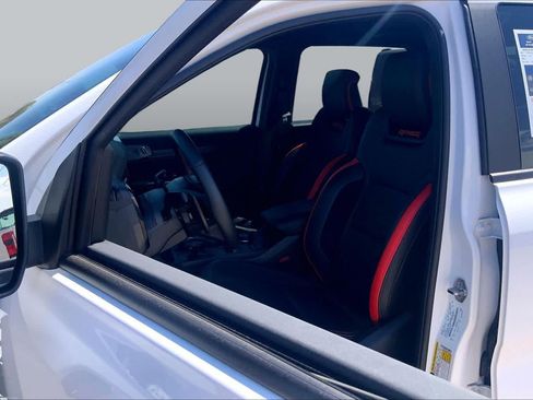 Certified 2025 Ford Ranger Raptor AWD/4WD image 8