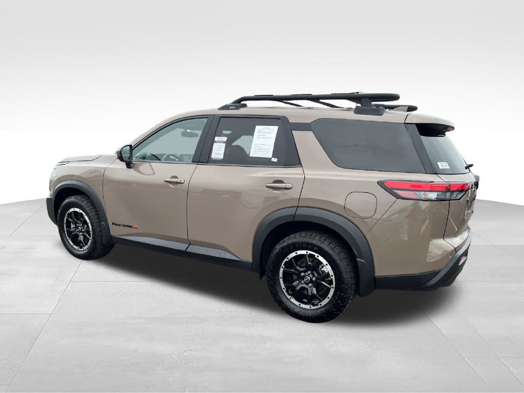 Used 2025 Nissan Pathfinder Rock Creek AWD/4WD image 3